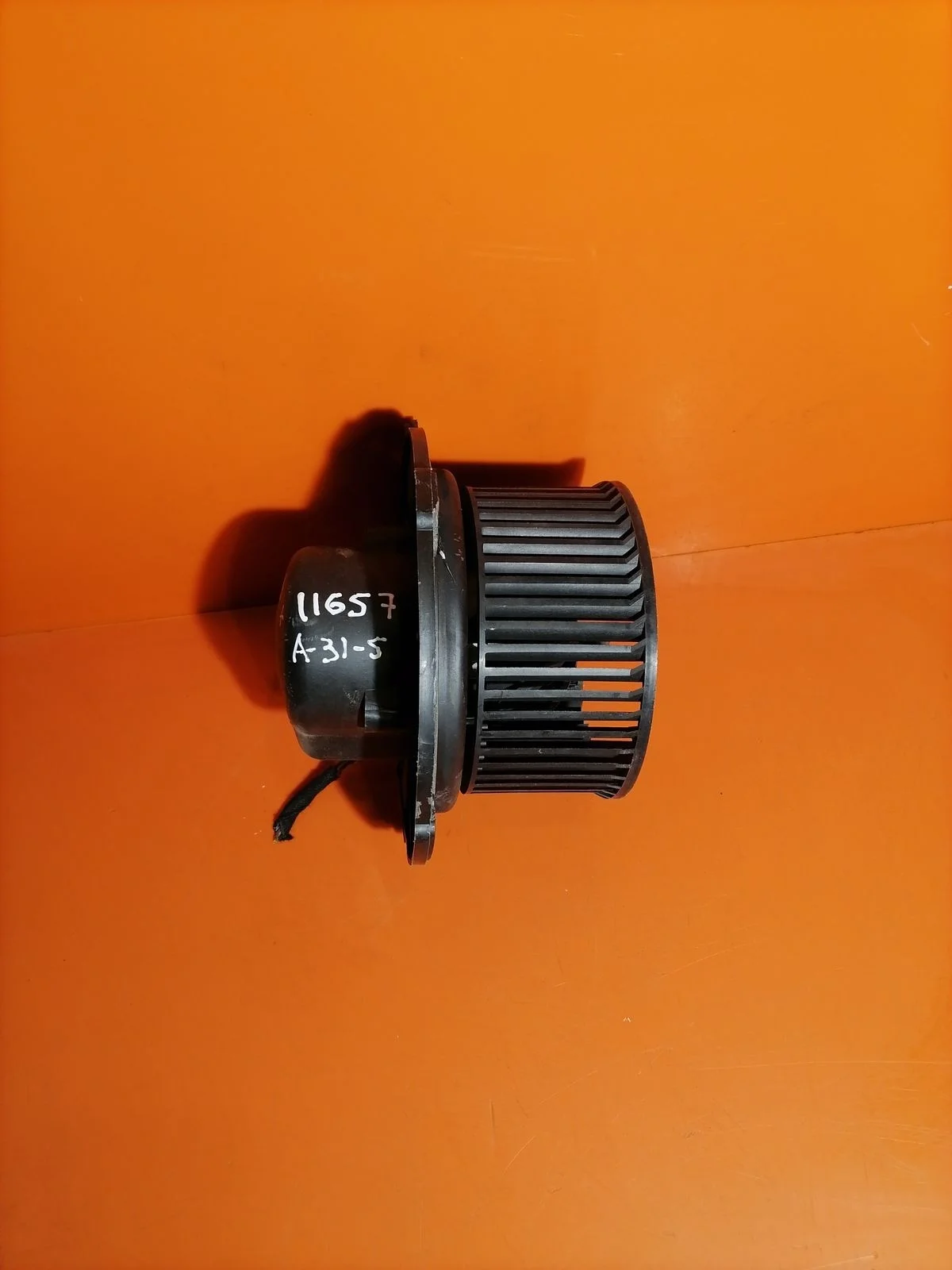 Двигатель отопителя (моторчик печки) Volkswagen Passat B5 рестайлинг (2000—2005) 3B 3B3 9F8 8D2820021