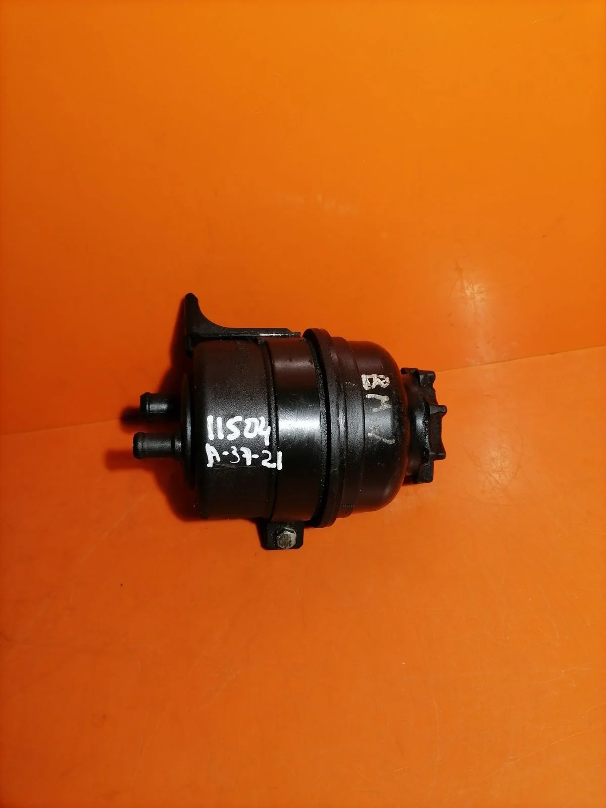 Бачок гидроусилителя (ГУР) BMW 5 серия E39 (1995—2000)