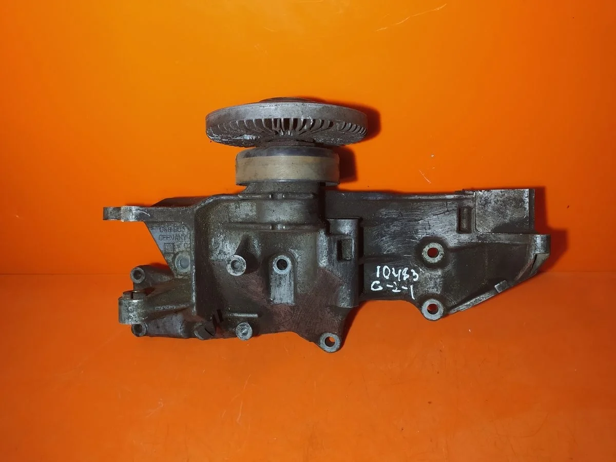 Кронштейн насоса ГУР Audi A4 B6 (2000—2006)