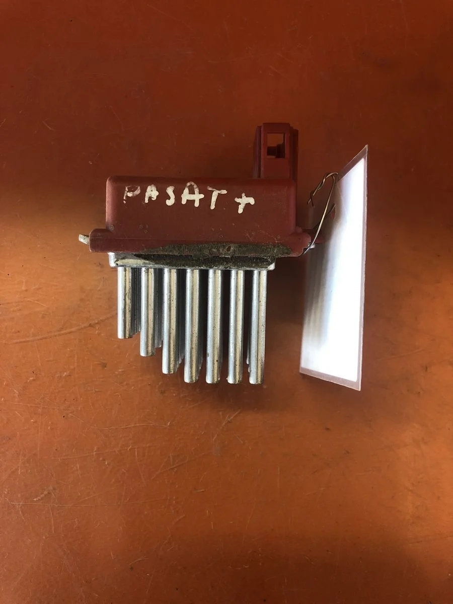 Резистор отопителя ( реостат,ёжик печки ) Volkswagen Passat B5 рестайлинг (2000—2005) 3B 3B3 9F8 1J0907521
