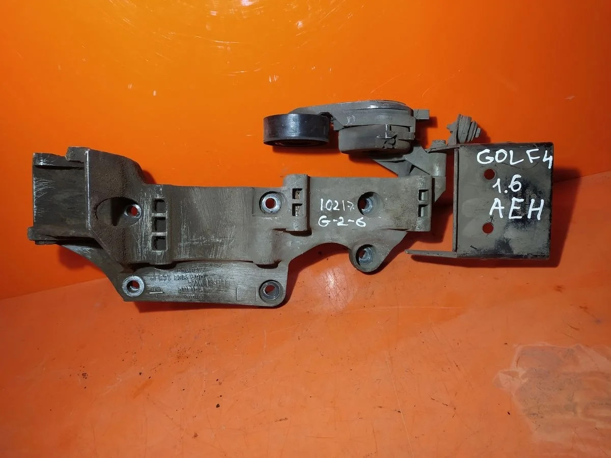 Кронштейн генератора Skoda Octavia I рестайлинг (2000—2011) 1U2 1U5 A4 1U 06A903143P   AKL AHW ;AEG; AQY; AVH; AZG; AZJ; APK; BER; BEV ATN; AUS; AZD;AGU; AQA; ARZ; AUM; AWD; AWW  BCB AEE  AKQ; APE; AXP; BCA