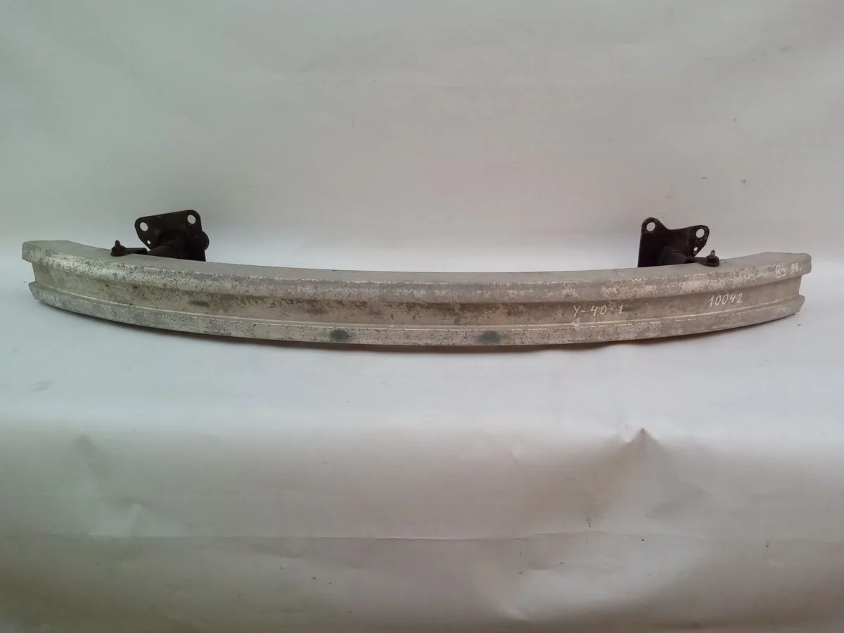 Усилитель переднего бампера Volkswagen Passat B5 (1996—2001) 3B 3B2 3B5 3B0807113  Перед