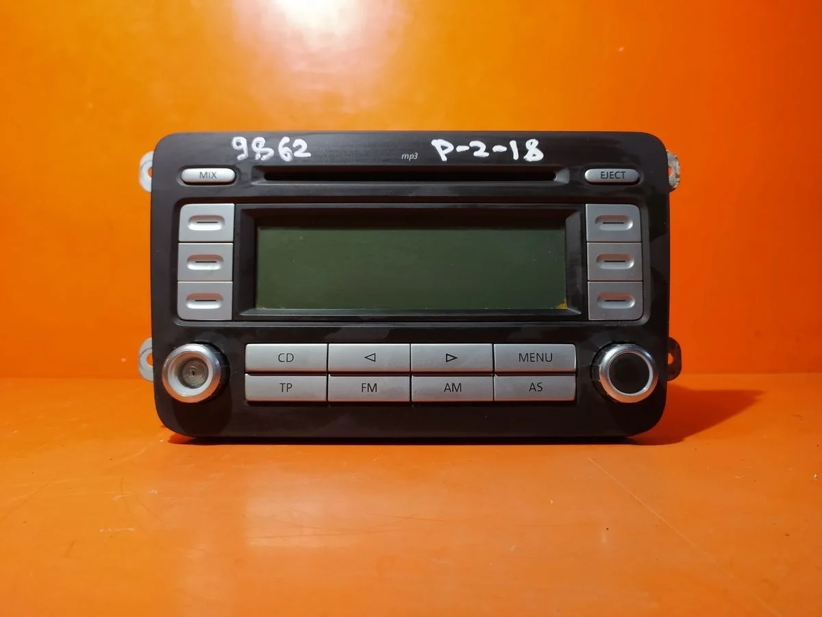 Магнитола Volkswagen Passat B6 (2005—2010) 3C2 3C5 1K0035186AD