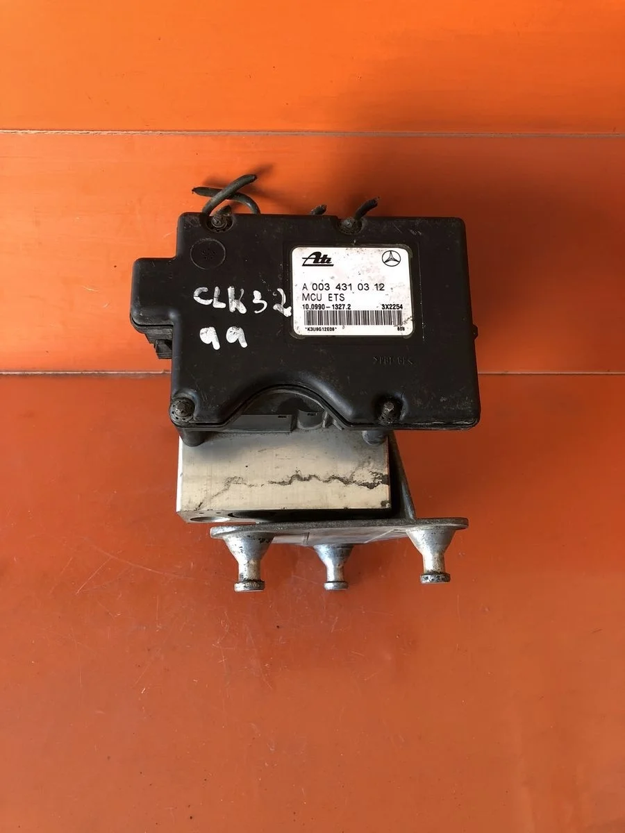 Блок (насос) ABS Mercedes-Benz CLK-класс C208/A208 (1997—2000) C208 A0034310312