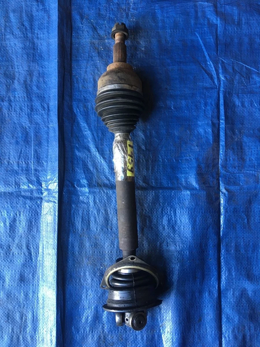 Полуось передняя левая (приводной вал,шрус) Renault Laguna II (2001—2005)