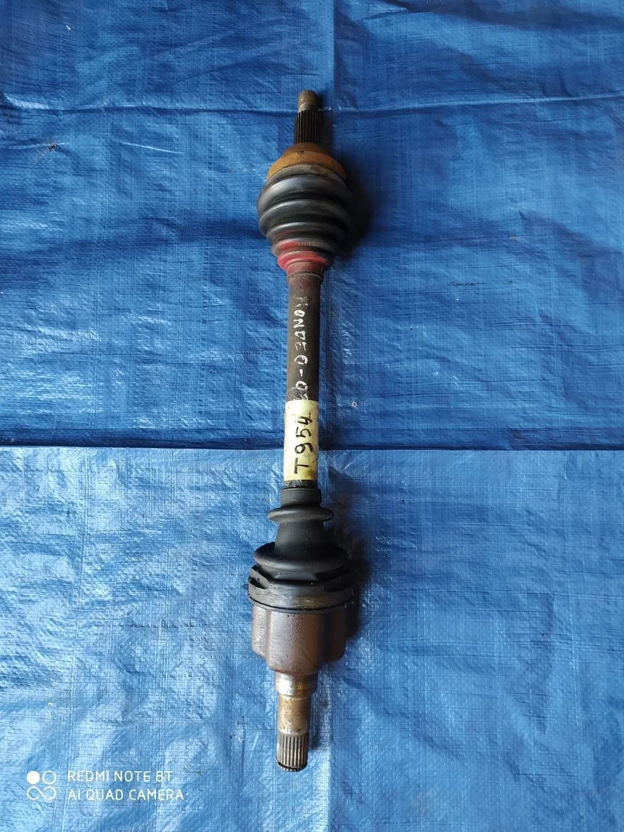 Полуось передняя левая (приводной вал,шрус) Ford Mondeo III (2000—2003)