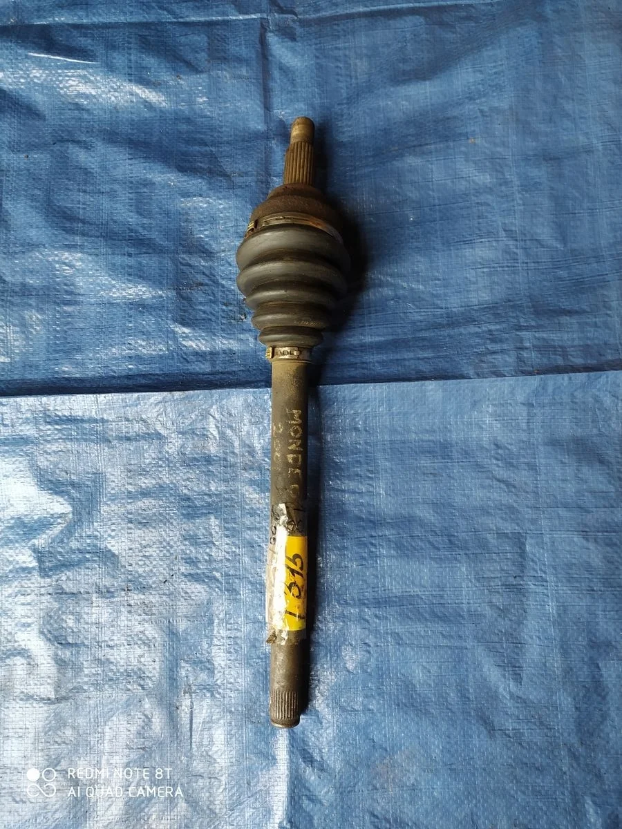 Полуось передняя левая (приводной вал,шрус) Ford Mondeo III (2000—2003)