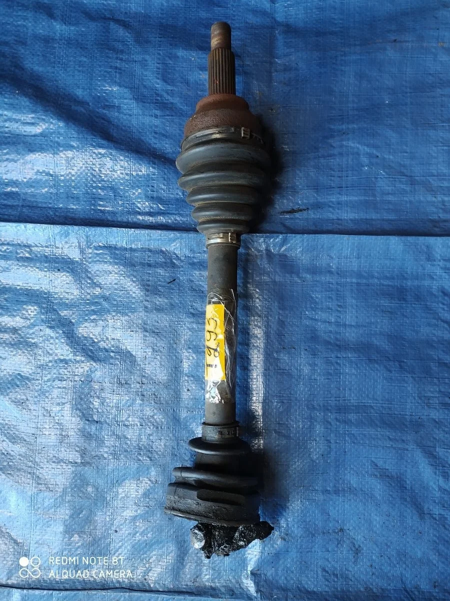 Полуось передняя левая (приводной вал,шрус) Ford Mondeo III (2000—2003)