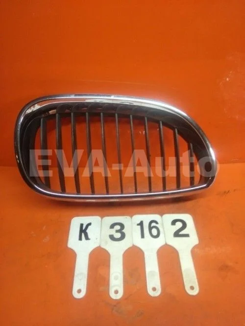 Решетка радиатора правая BMW 5 серия E60/E61 (2002—2007) E60 E60N 51137065701
