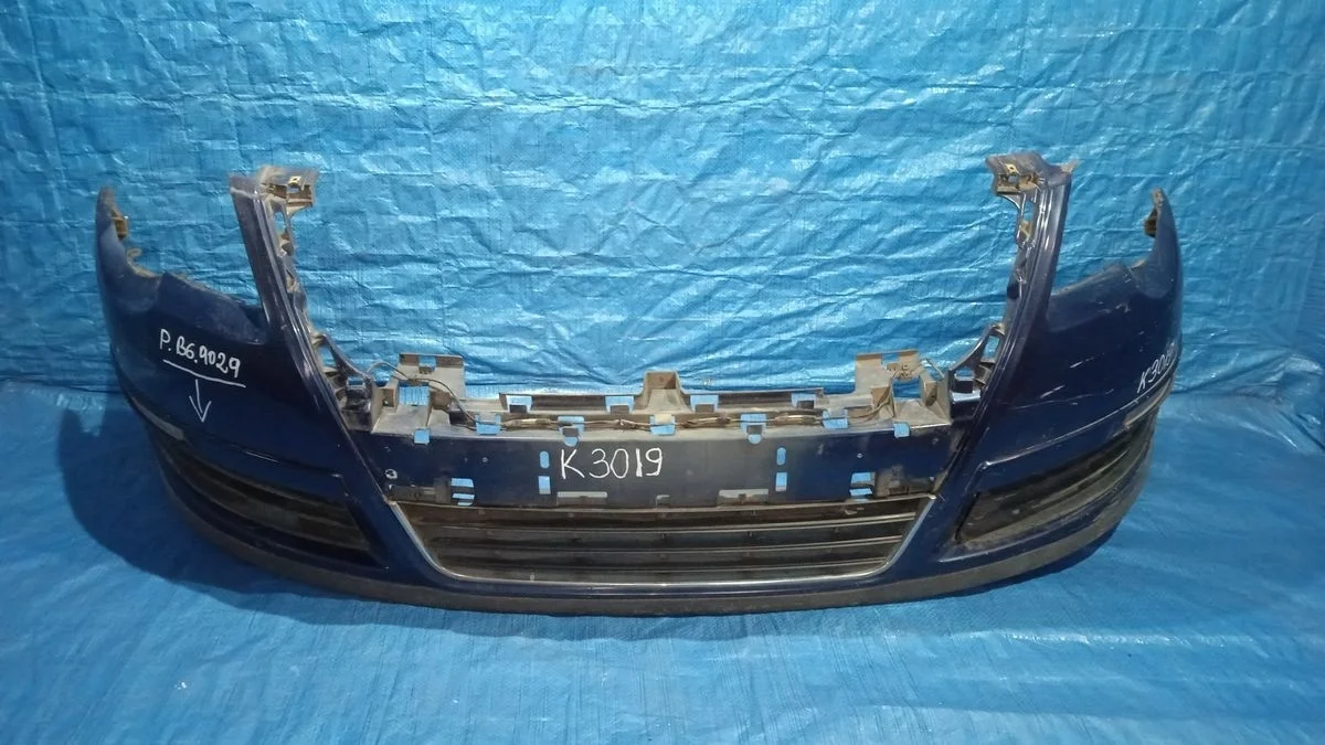 Бампер передний Volkswagen Passat B6 (2005—2010) 3C2 3C5 3C0807217E