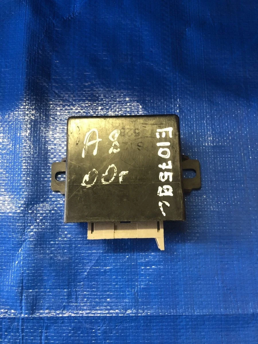 Блок электронный Audi A8 D2 рестайлинг (1999—2002) 4D2 4D8 D2 4A0907445A