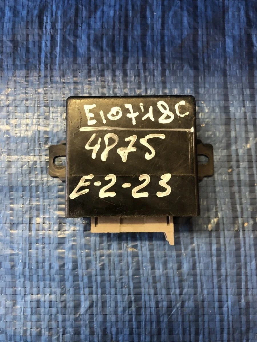 Блок электронный Audi A6 C5 (1997—2001) 4B2 4B4 C5 4A0907445A