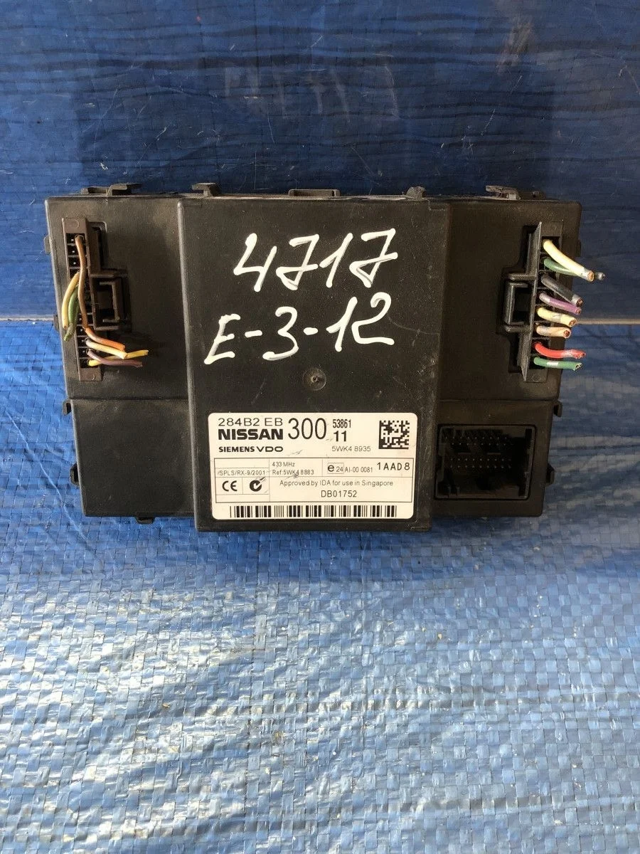 Блок комфорта Nissan Navara D40 (2004—2010) D40 284B2EB300   YD25DDTI