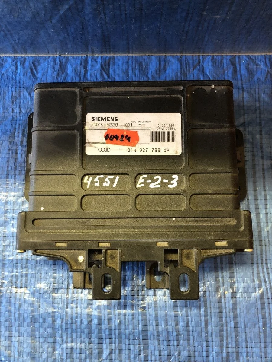 Блок управления АКПП Volkswagen Passat B5 (1996—2001)