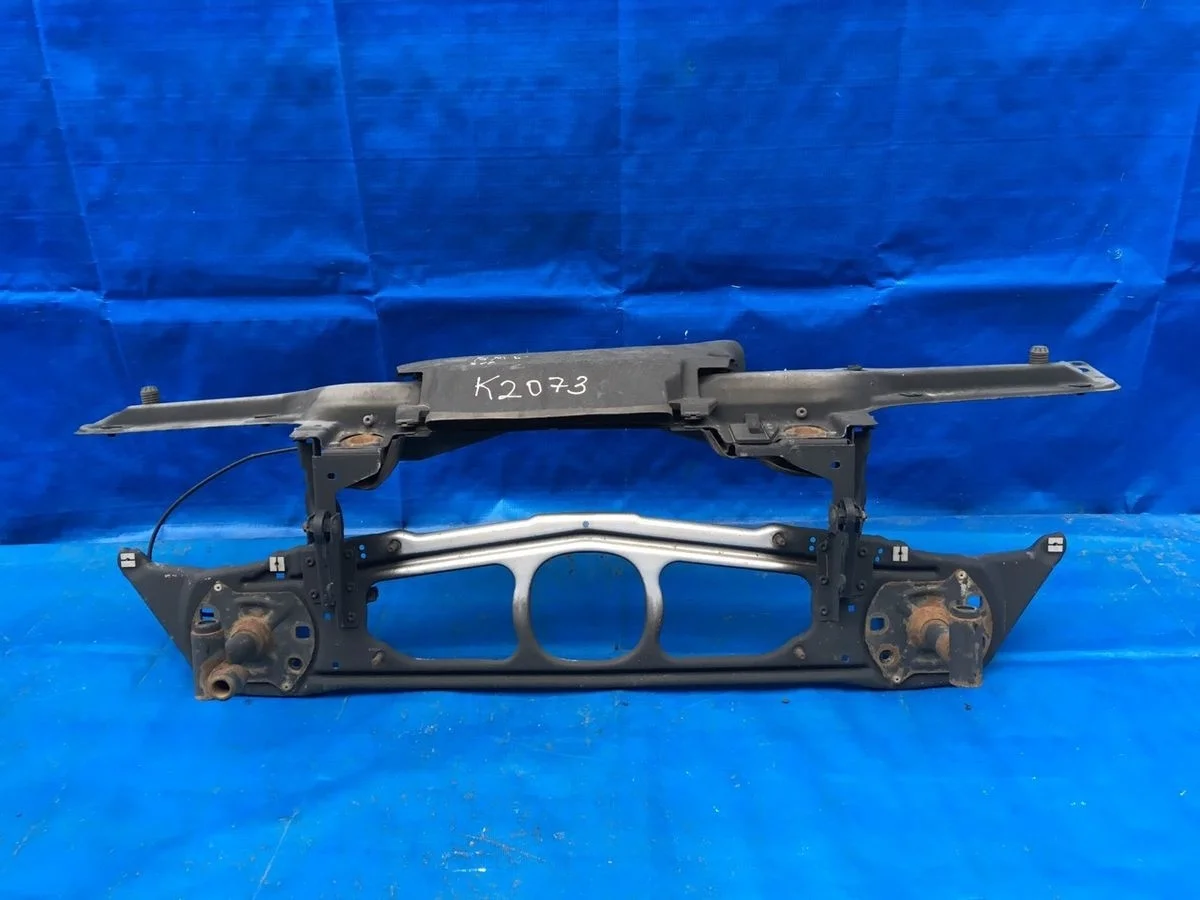 Панель передняя ( рамка ) BMW 3 серия E46 (1998—2003) E46 51717111691  Перед