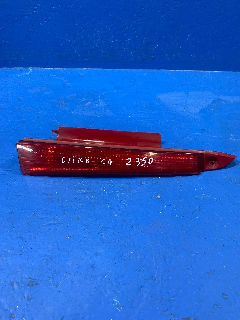Фонарь задний правый Citroen C4 I (2004—2014)
