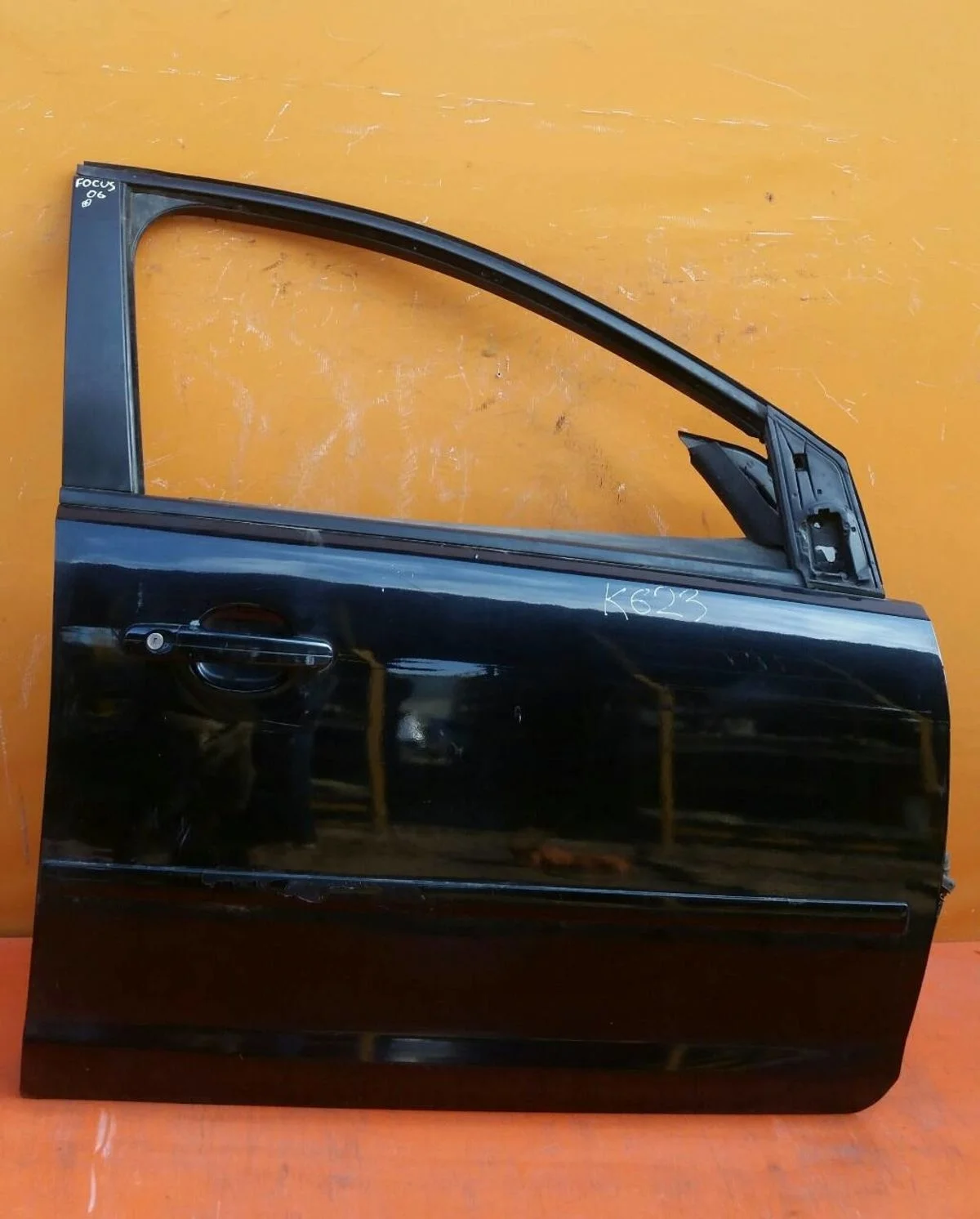 Дверь передняя правая Ford Focus II (2005—2008) DA3 CB4 MK 2 1505703 Право Перед