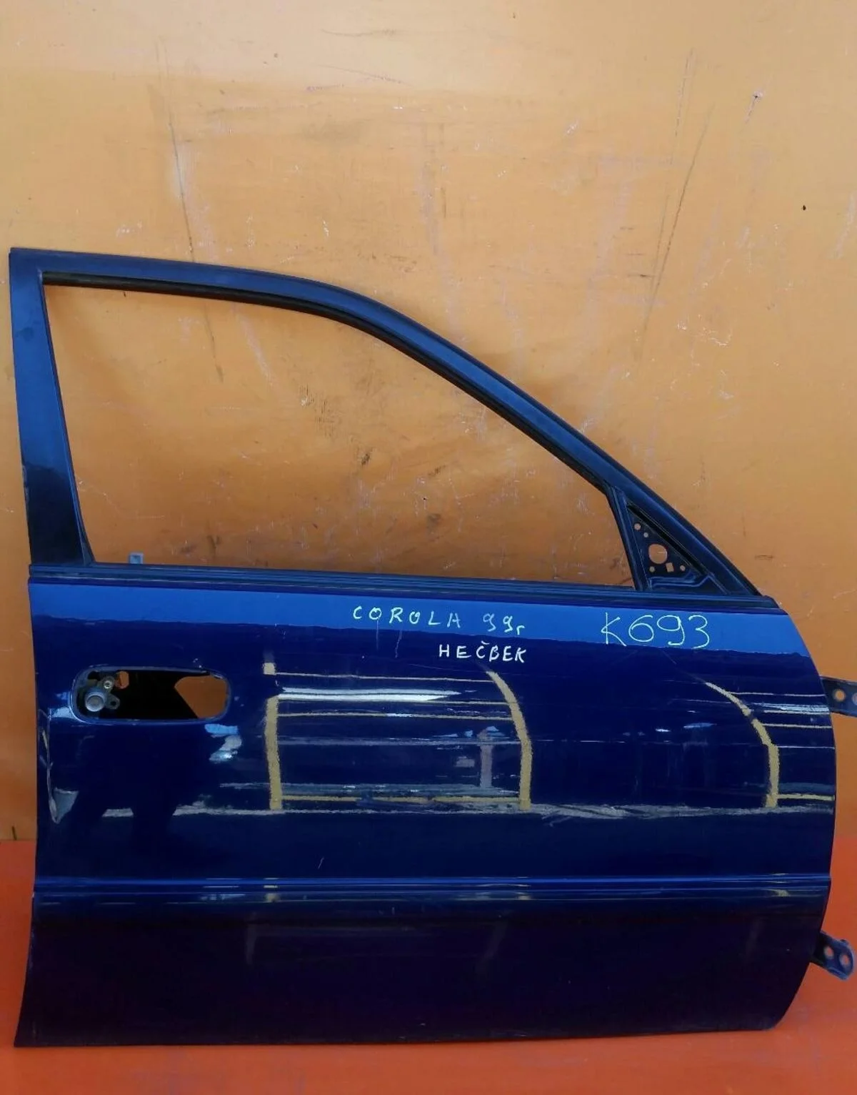 Дверь передняя правая Toyota Corolla VIII (1995—2000) EE111 ZZE111 ZZE112 AE111 AE112 670011A560 Право Перед