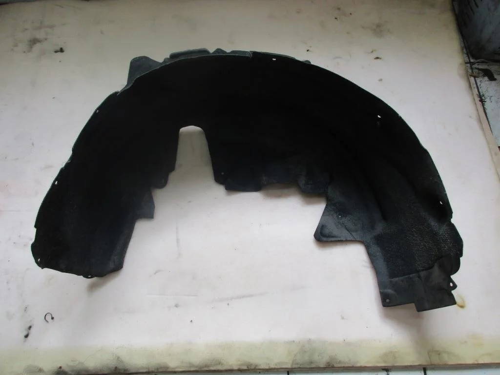 Подкрылок задний правый Mercedes-Benz