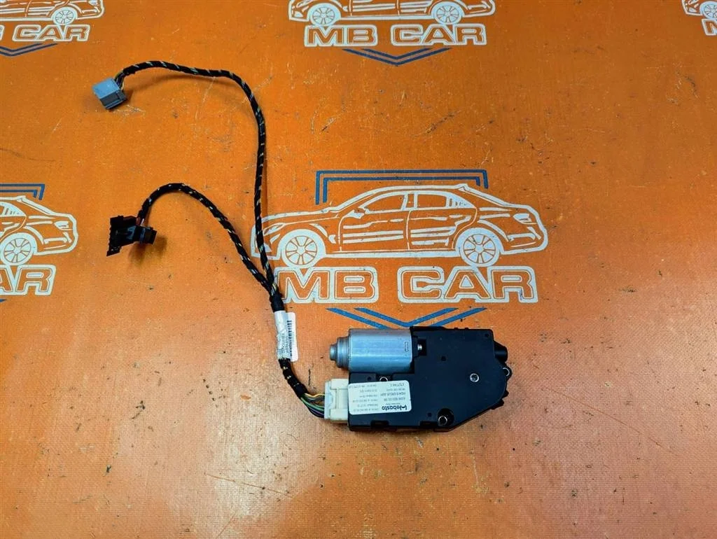 Моторчик люка Mercedes-Benz