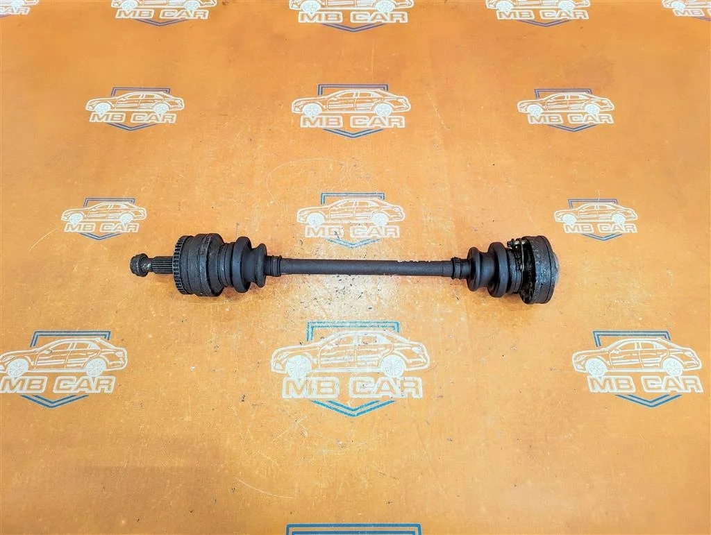 Привод задний Mercedes-Benz