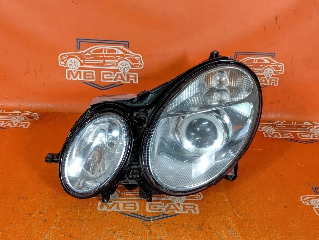 Фара левая Mercedes-Benz
