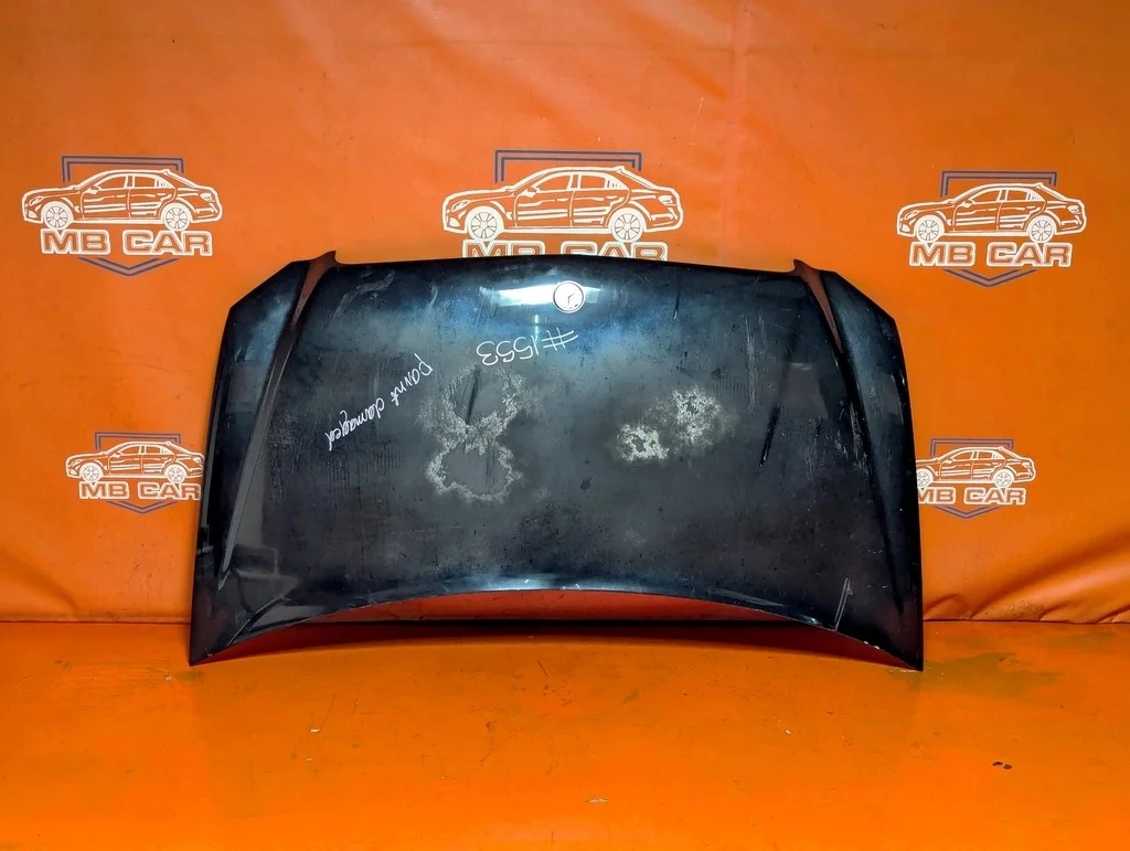 Капот Mercedes-Benz