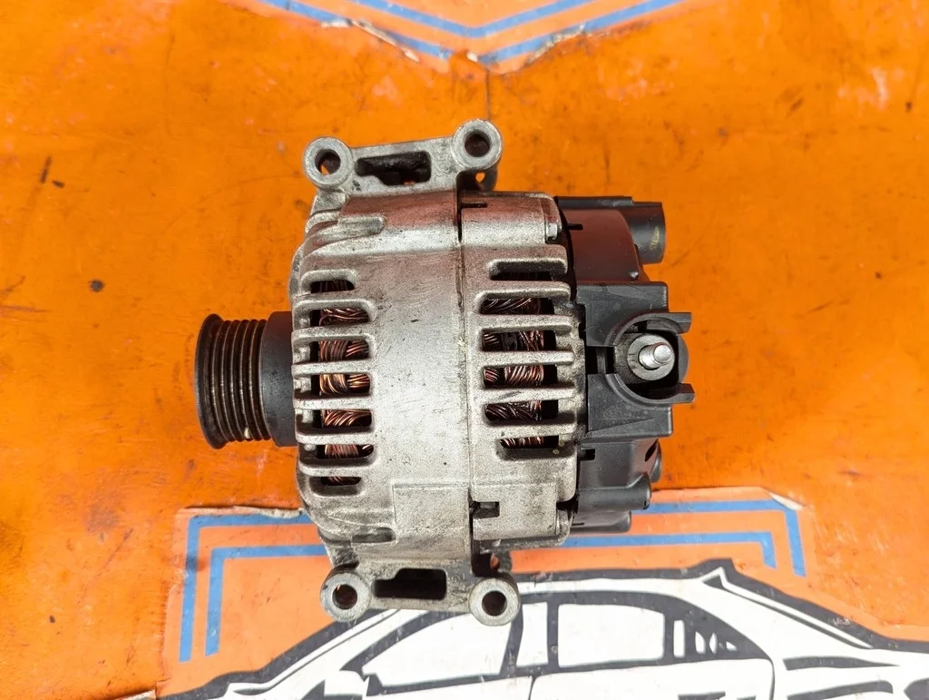 Генератор Mercedes-Benz