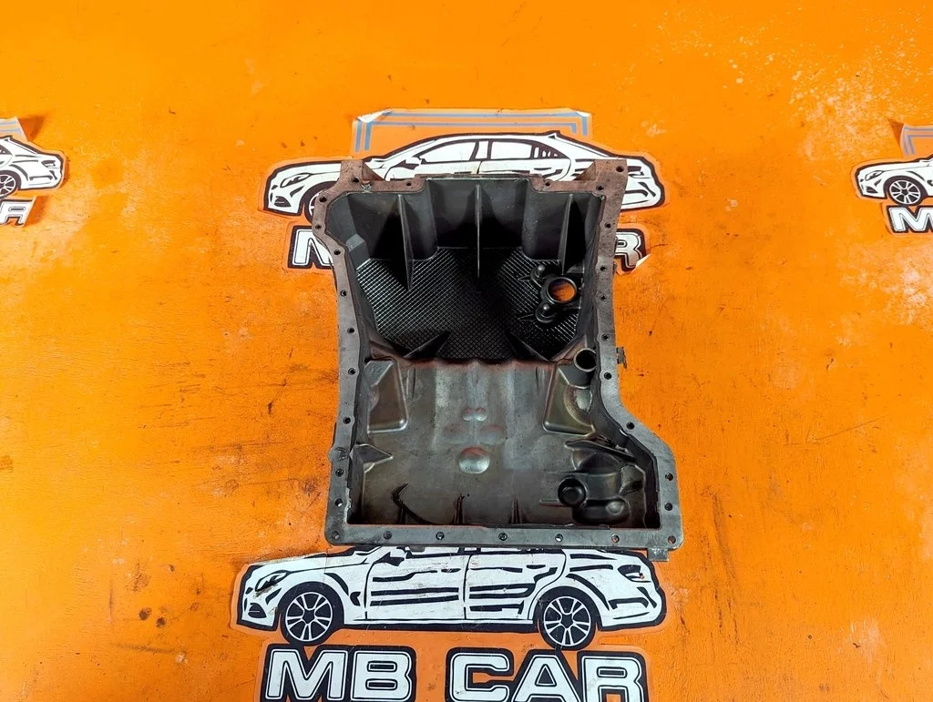 Поддон Mercedes-Benz