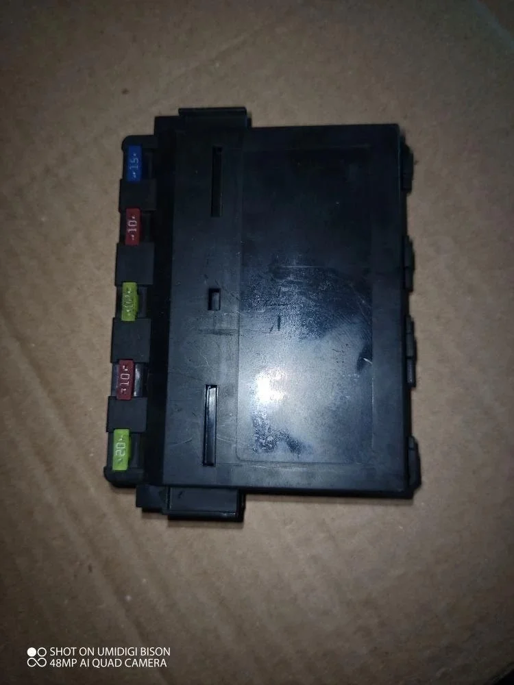 Блок предохранителей Lexus IS II (2005—2008)