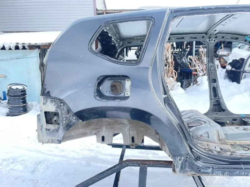 крыло Renault Duster 2012 HSA K4MA606