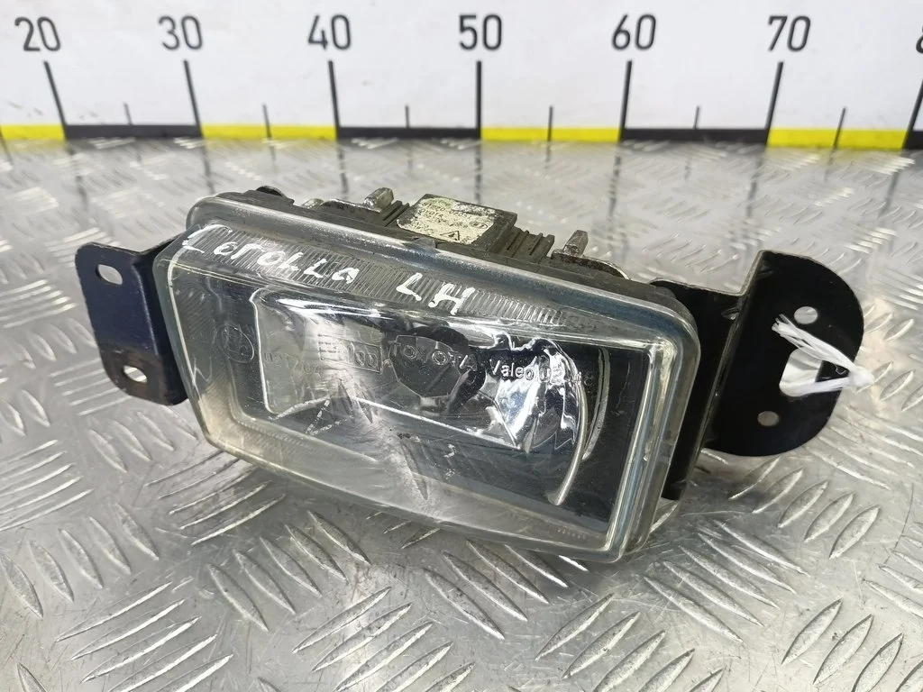 Фара противотуманная передняя TOYOTA COROLLA IX (