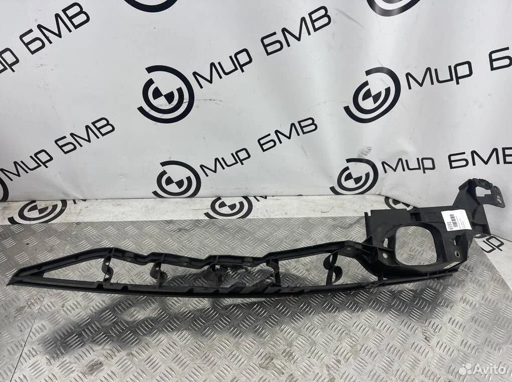 Кронштейн крыла передний правый bmw x5 e70
