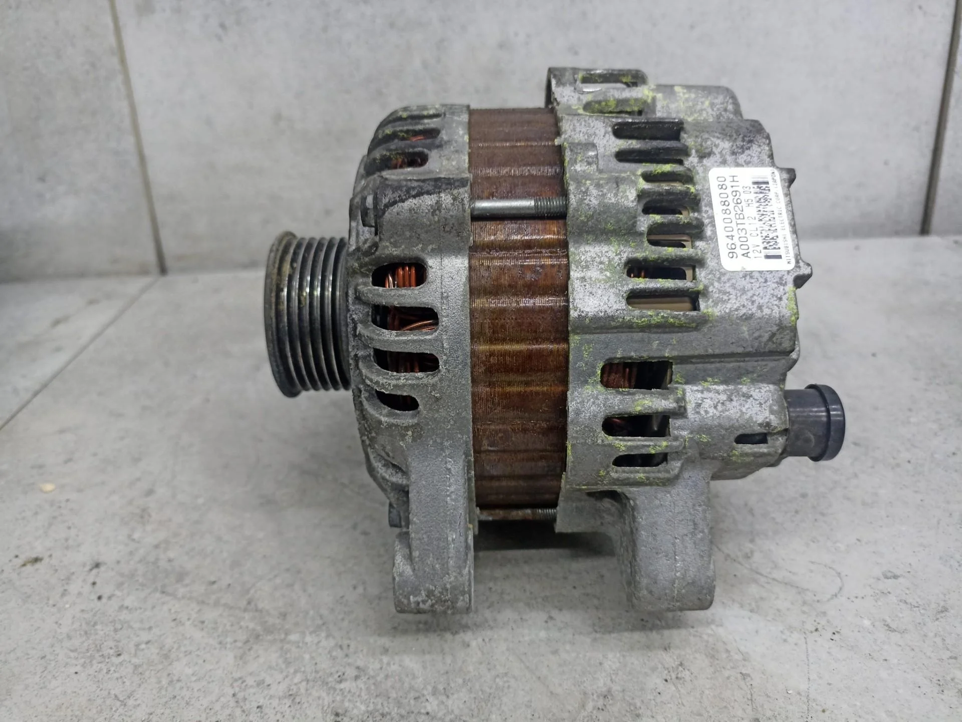 Генератор Peugeot 307 рест. 2006 9640088080