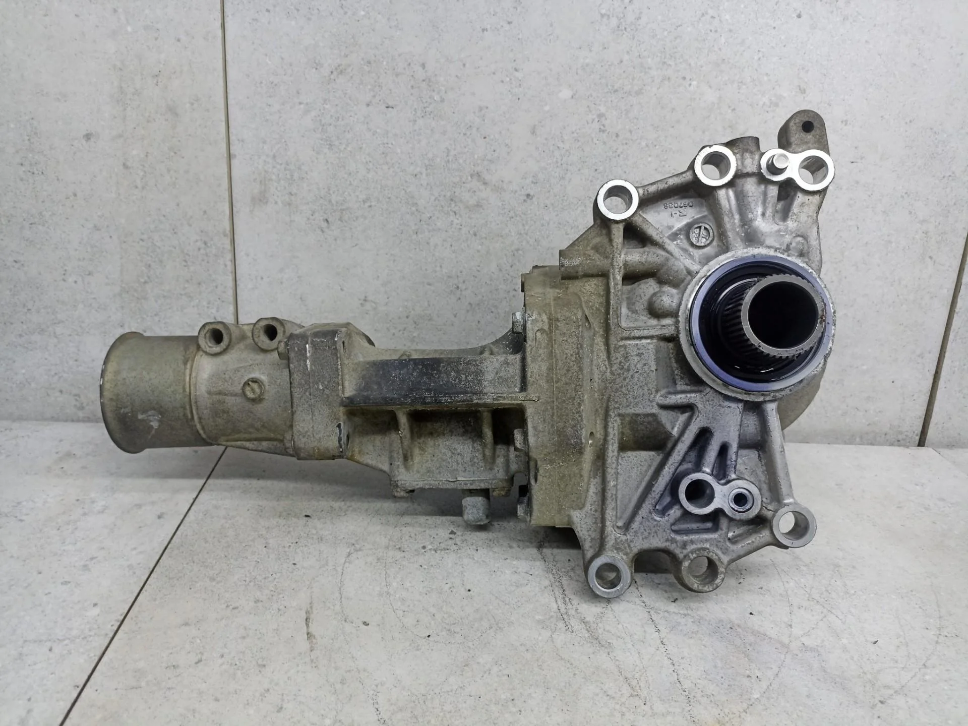 Раздаточная коробка Mitsubishi Outlander 2 рест.