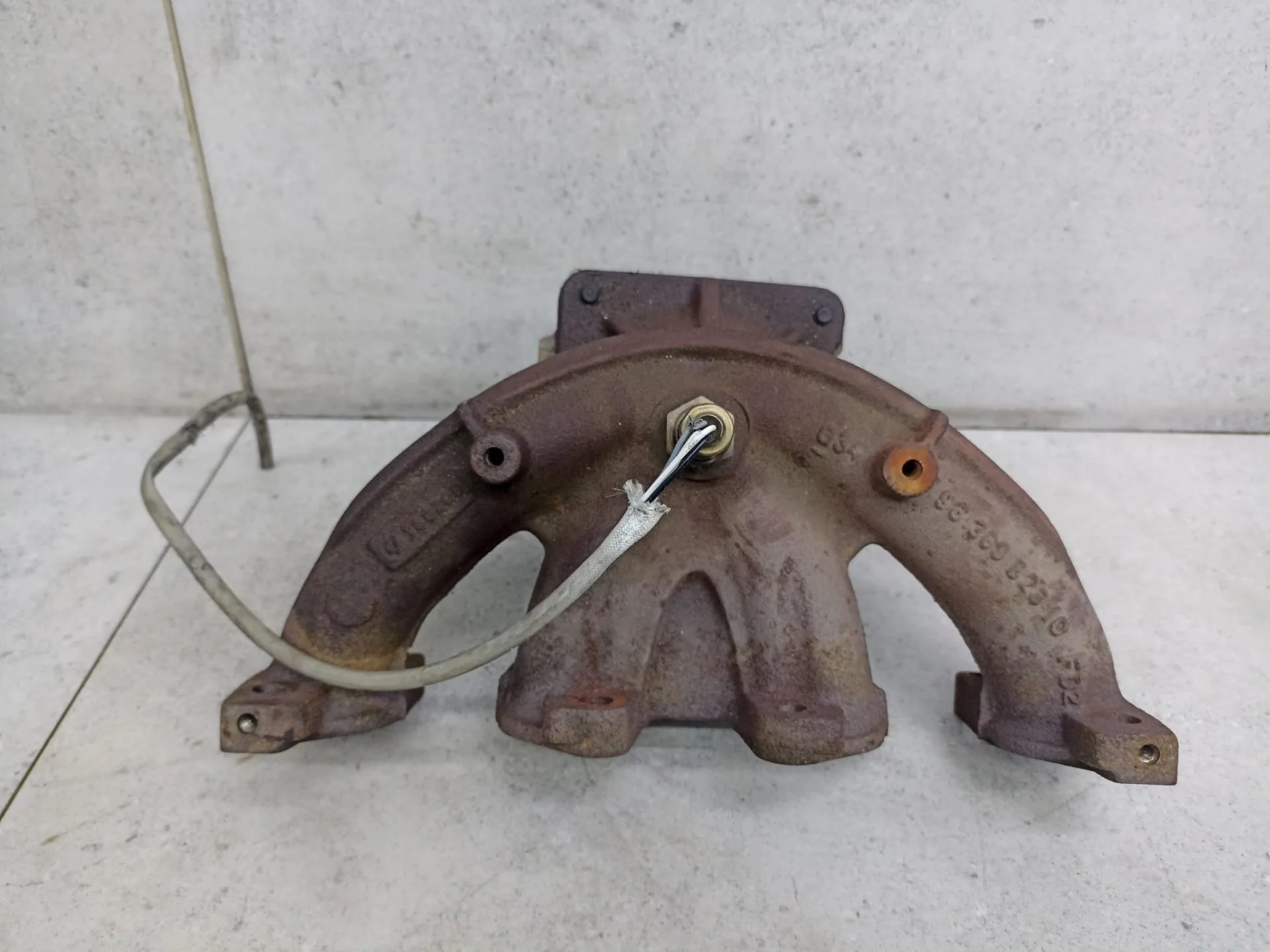 Выпускной коллектор Peugeot Partner рест. 2007