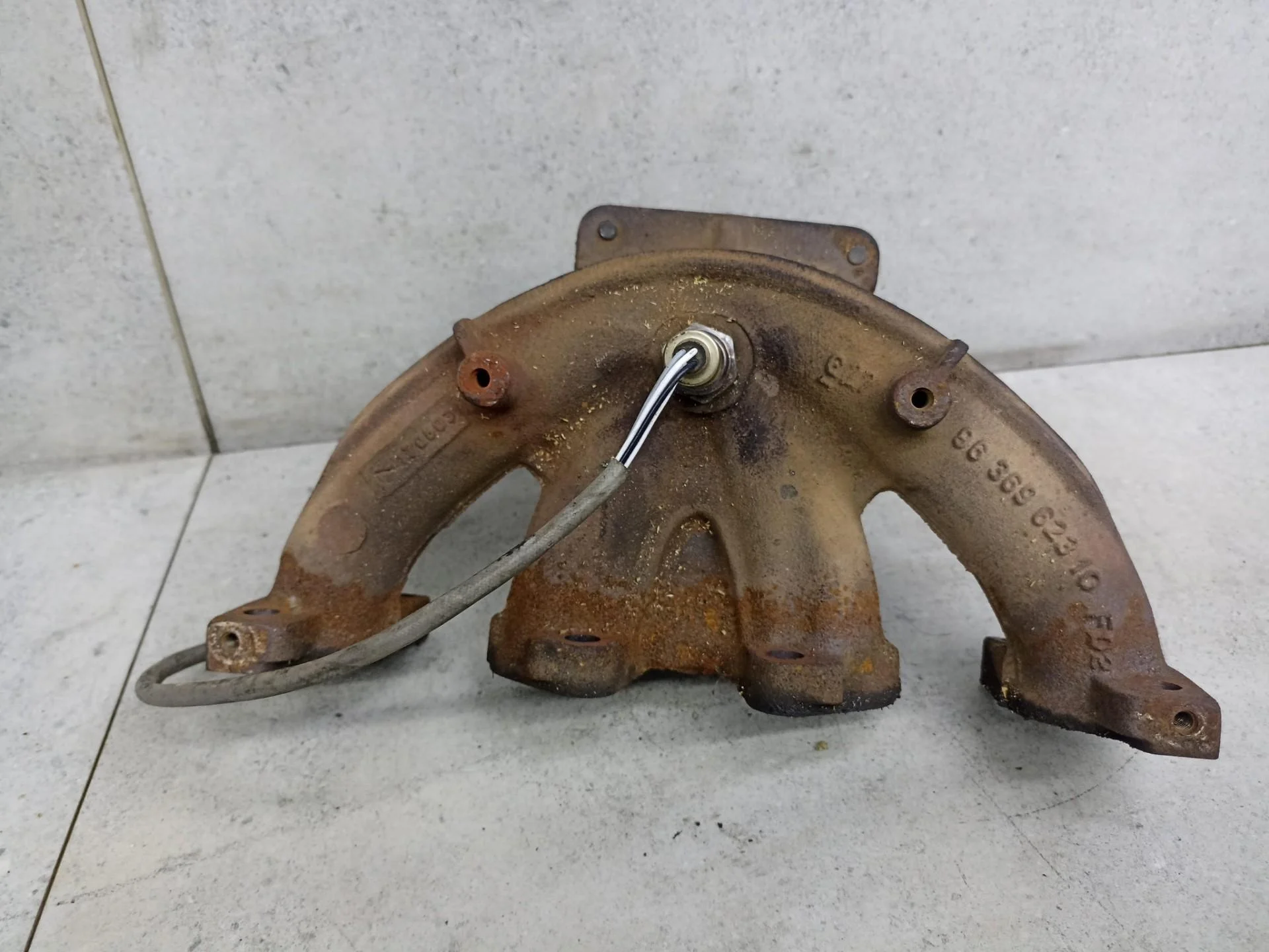 Выпускной коллектор Peugeot Partner рест. 2002