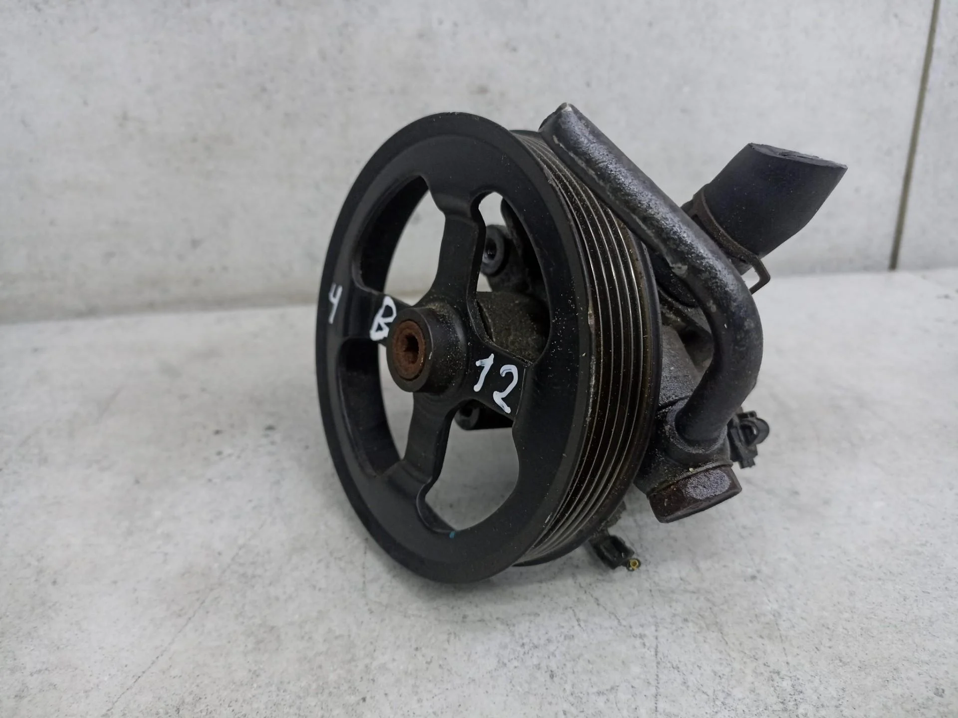 Насос гидроусилителя руля Mitsubishi Outlander