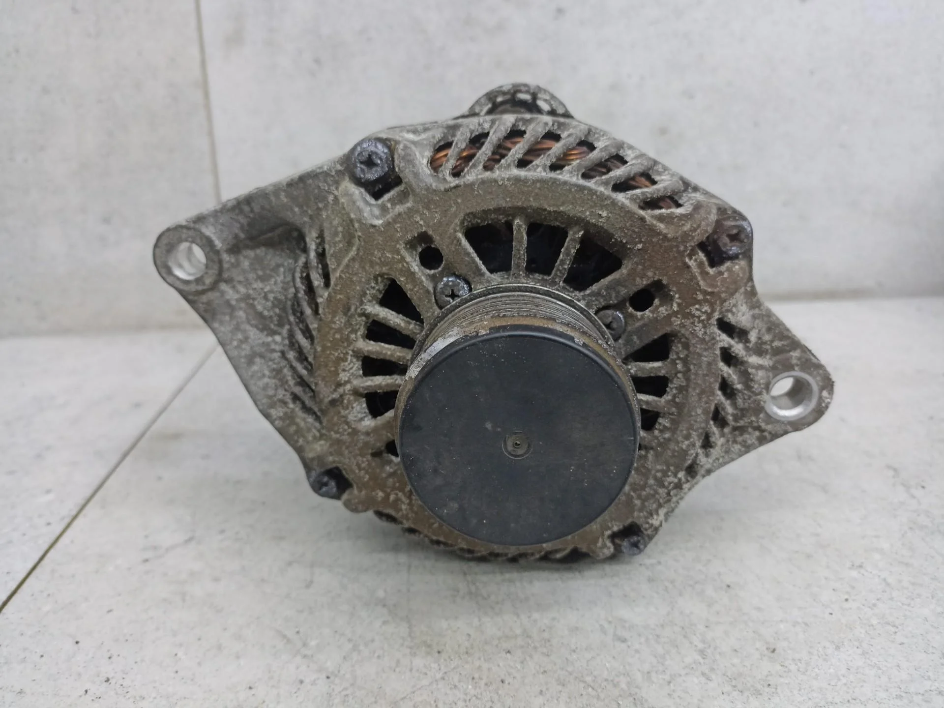 Генератор Mitsubishi Outlander 2 2006 1800A053