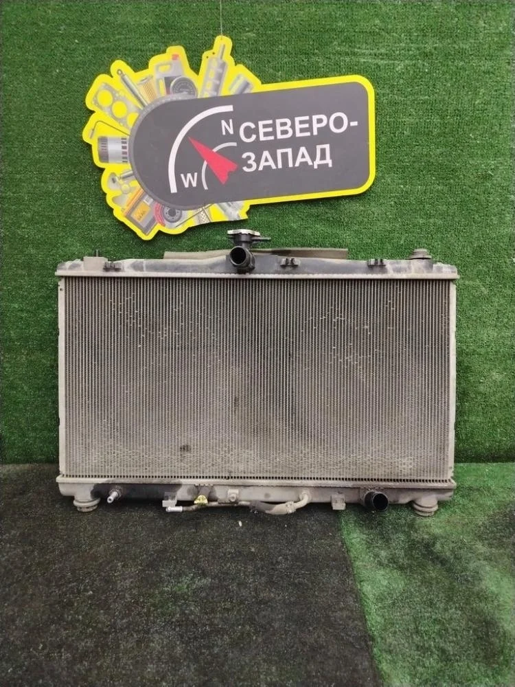 Радиатор охлаждения двс Toyota Camry 2013 1640036250 50 1AZFE