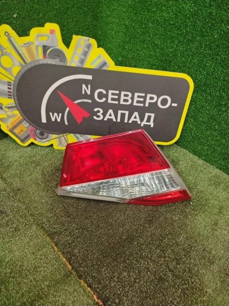 Фонарь внутренний Toyota Camry 2013 8159133200 50 1AZFE, левый