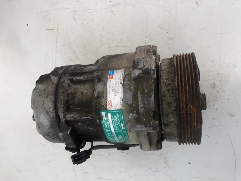 Компрессор кондиционера CHERY