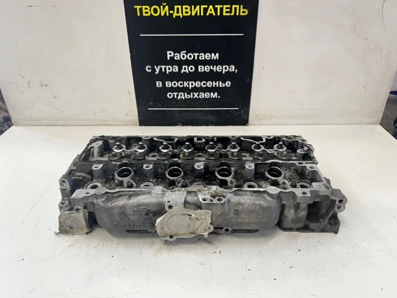 Головка блока цилиндров Citroen C4 Picasso 1