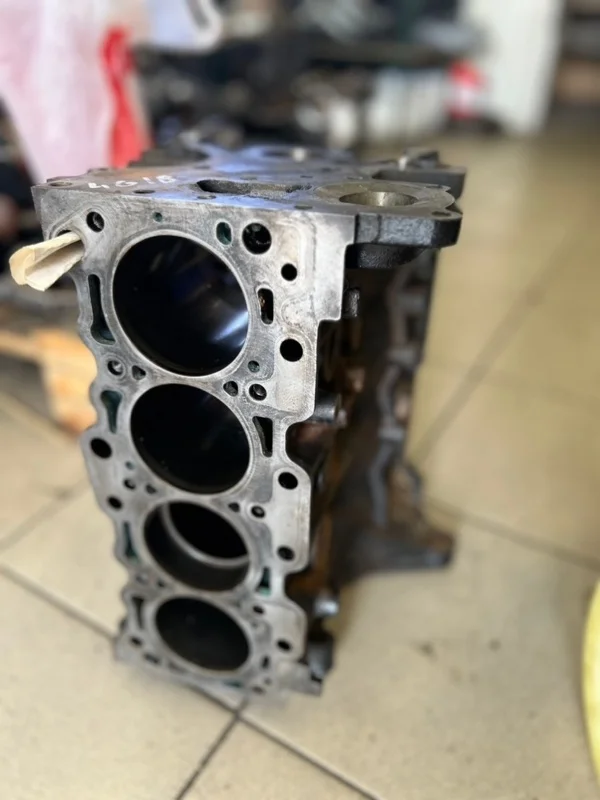 Блок цилиндров Mitsubishi Lancer