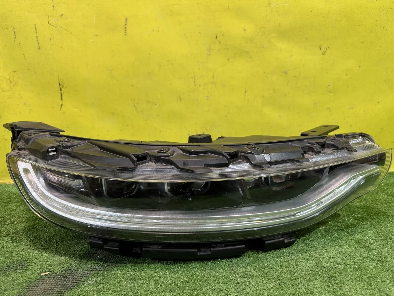 Фара правая LED  Kia Soul 3 SK3 2018 92102J2080 43101