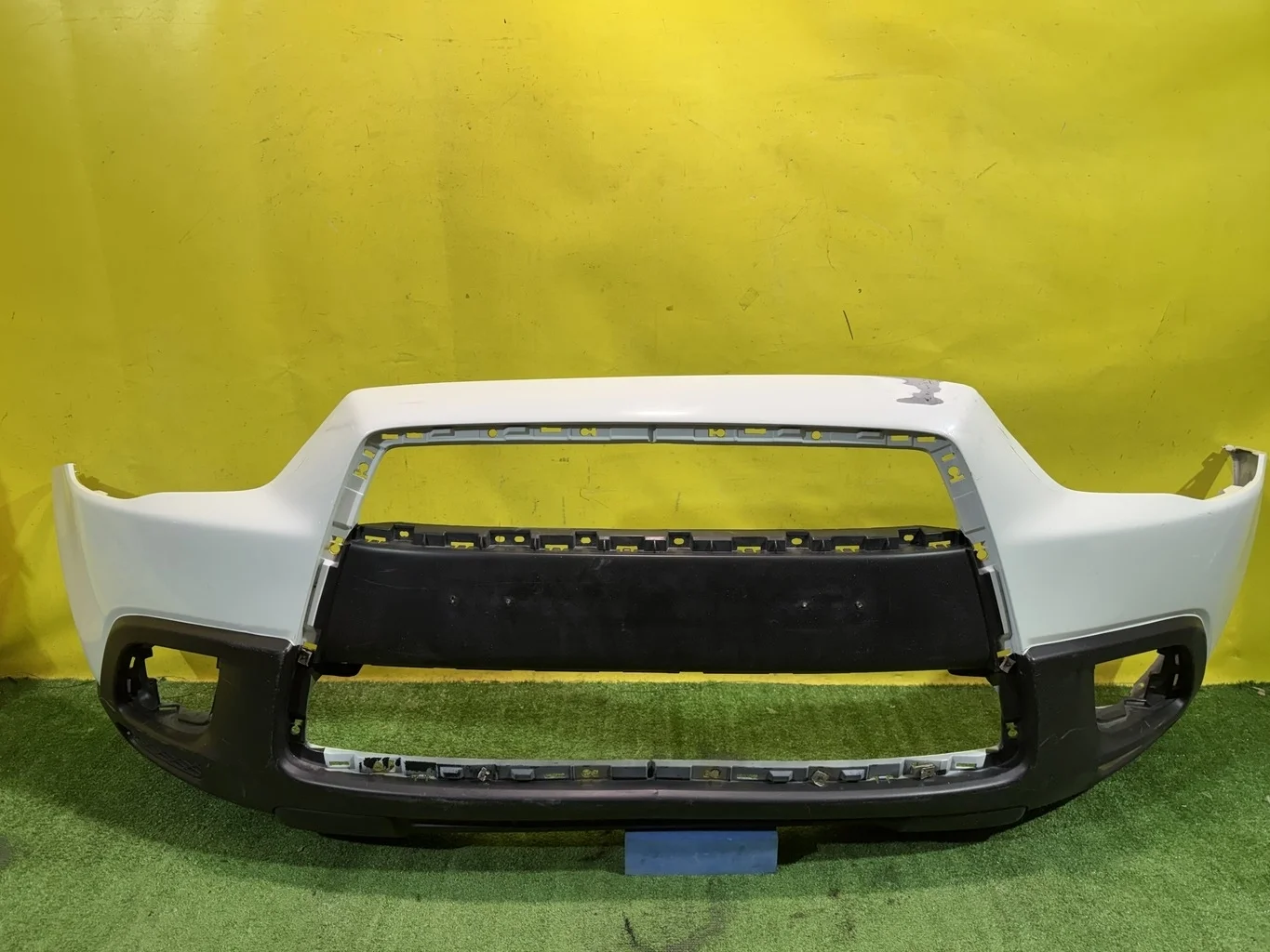 Бампер передний  Mitsubishi ASX 2010 6400C950 43667