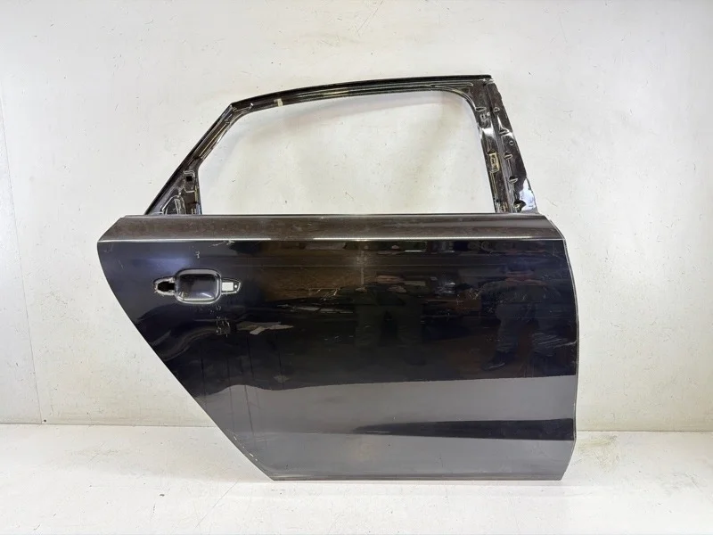 Дверь AUDI A8 2010-2017 D4