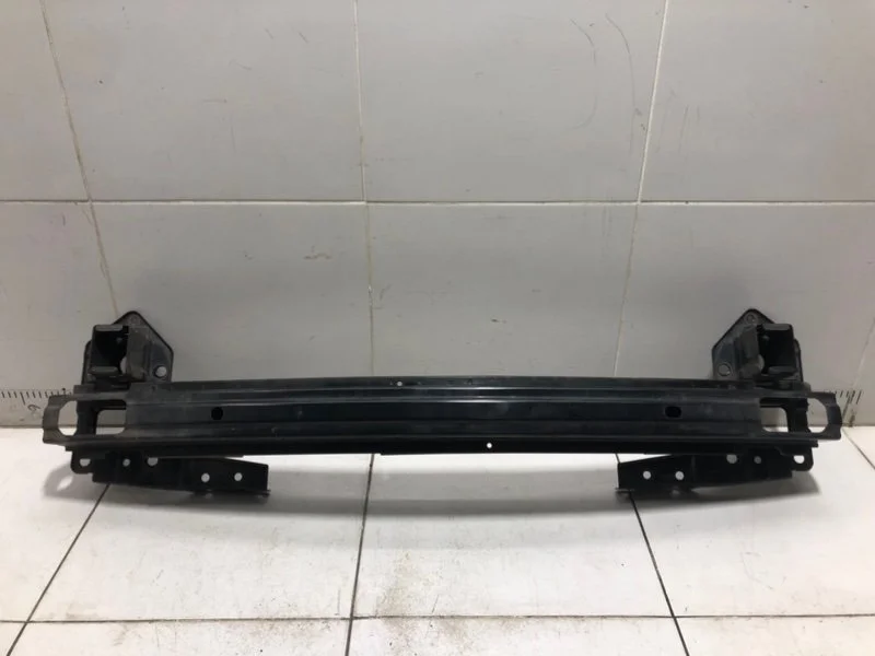 Усилитель бампера передний Hyundai Tucson JM