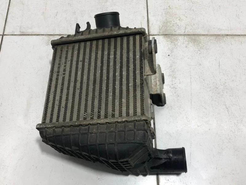 Интеркулер Hyundai Tucson JM