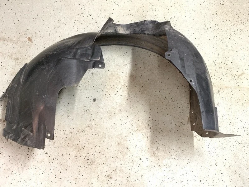 Локер (подкрылок) Volvo XC60 2017-2024 31694870 2, передний правый